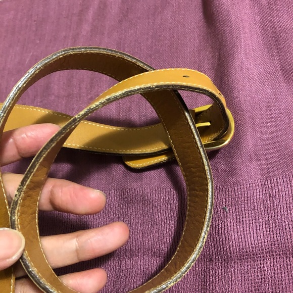 Sold Authentic Gucci Vintage Sling Bag - Picture 6 of 16